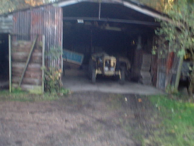 Le Tractor (slightly blurred)